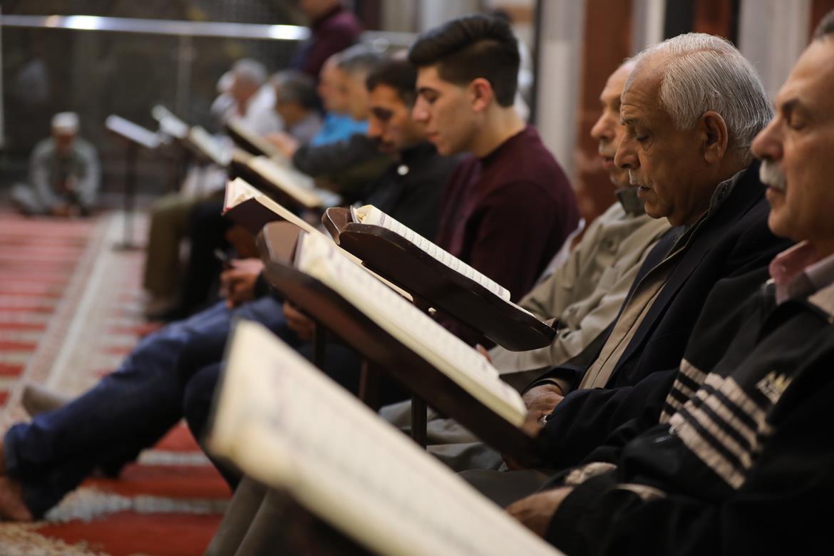 القرآن في رمضان.. رسالة السماء إلى القلوب